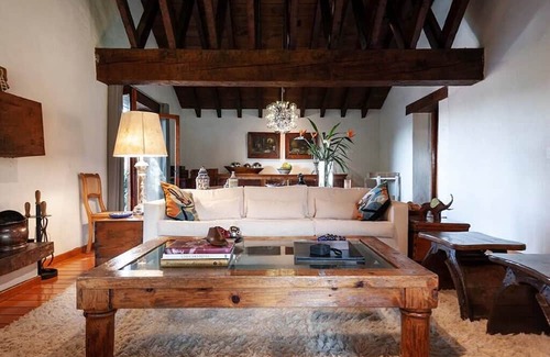 Agua Fria House | Casa Lorenza: In the Center of Valle de Bravo