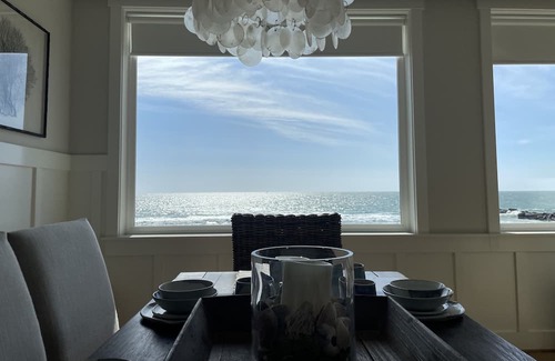 Pierpont Bay House | Ventura GETAWAY Ocean Front Beach House