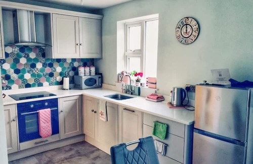 Drogheda House | Cozy 1-bedroom in charming house with WiFi