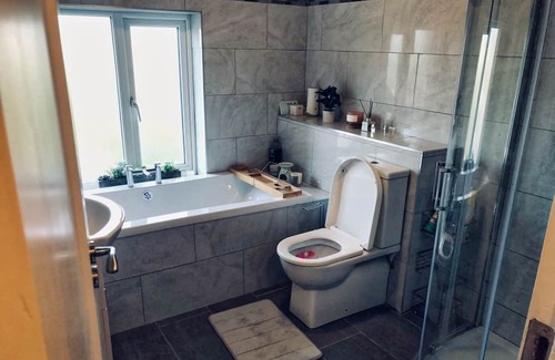 Drogheda House | Cozy 1-bedroom in charming house with WiFi