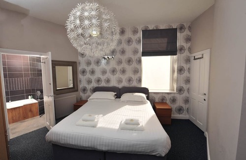 Harrogate Apartment | Harrogate Convention Suite , Harrogate Convention Centre Suite