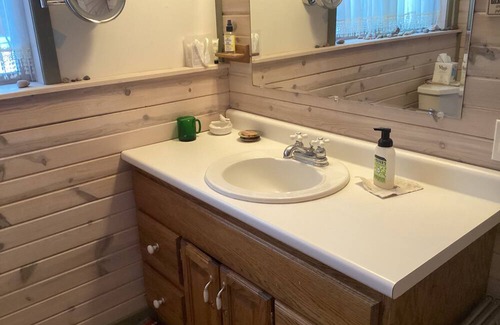 Laurium House | New listing! Lake view home available for MTU graduation weekend.