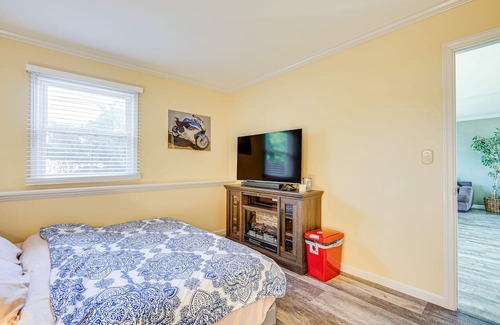 Point Pleasant - Toms River House | Family-Friendly Toms River Home, 3 Mi to Beach!