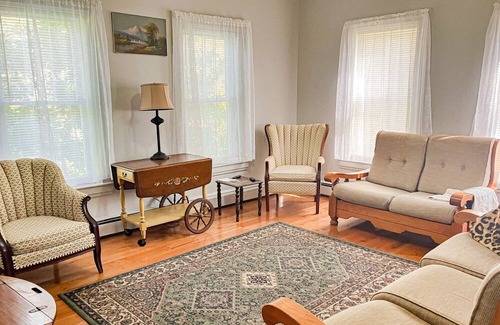 Wolfeboro House | Charming home near town, Lake Wentworth & Lake Winnipesaukee