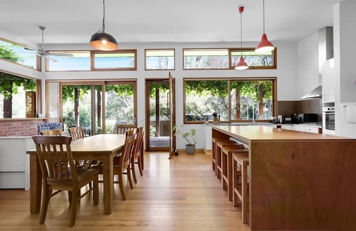 Merrijig House | River Song - Merrijig - Sleeps 4