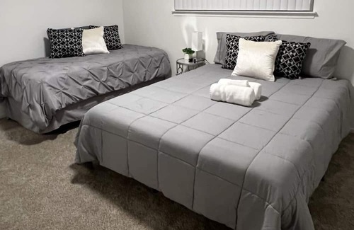Stockton House | Lovely Charming Space