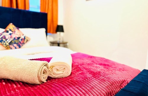 Dover Apartment | Cosy Dover suite w Free Parking