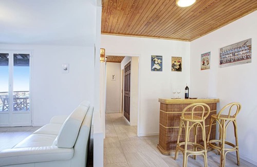 Montesquieu-des-Alberes House | Wonderful private villa with private pool, WIFI, TV, terrace, panoramic view and parking