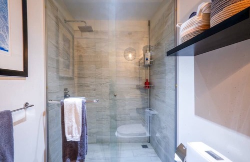 Barrio Escalante Apartment | NEW Wanderlust URBN Escalante