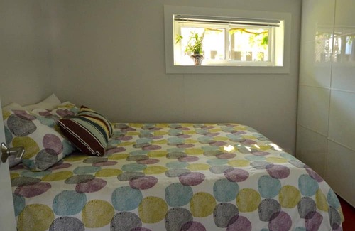 Grandview-Woodland House | Bright and Stylish Two Bedroom