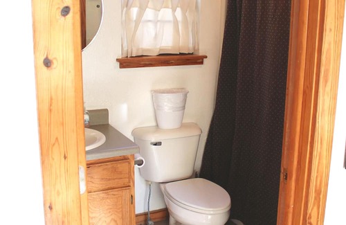 Huntsville Apartment | Two Bedroom Tiny Home in the heart of the Ozark Wilderness