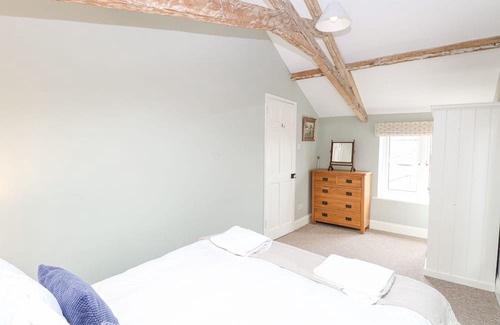 Tunstead Cottage | THE COACH HOUSE, pet friendly, with pool in Stalham