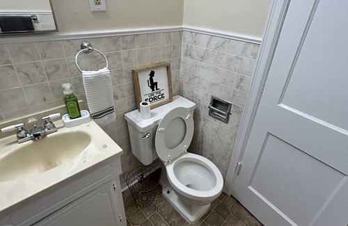 Wichita House | Cozy 2 bedroom house ready for you to come stay!