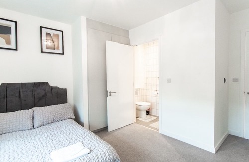 Gascoigne Apartment | Brand New Luxurious 2-Bed Apartment in Barking