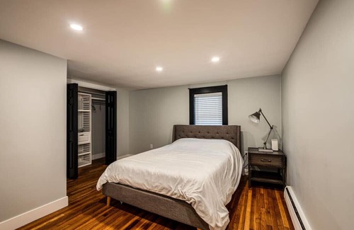 Exeter House | Single Family Home in Exeter-NH