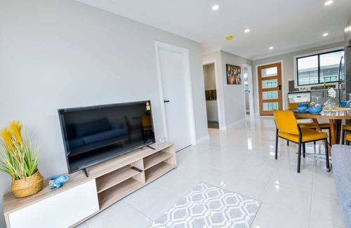 Central Coast House | Newly Built Guest House