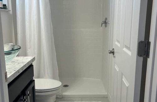 Deltona Lakes House | Private Luxury Guest Room w/ Golf Course Access Separate Entrance