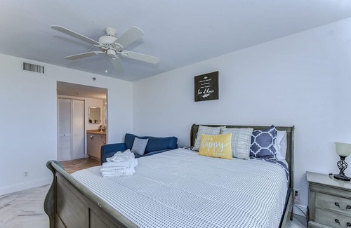 Palma del Mar Condo | Isla Del Sol Coastal Escape