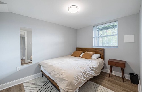 Fort Dupont House | Cozy Entire Updated 4BR 7 Beds Townhome in DC