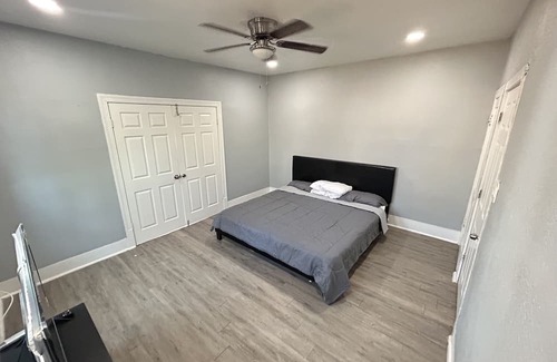 Harlandale House | Duplex near downtown San Antonio