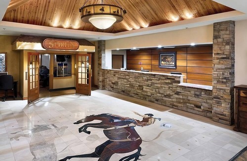 Casper House | Making The Best Memories Along The Way! Free Airport Shuttle, Swimming Pool!