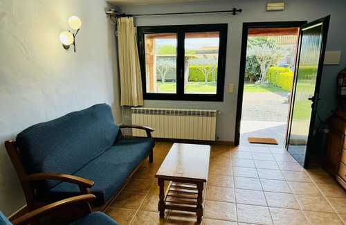 Serra de Daro Cottage | Apartamento Rural en el Baix Empordà, Ideal Para Famílias