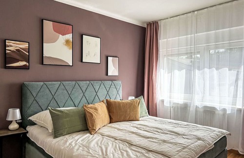 Velden am Worther See Apartment | Beautiful apartment for 6 guests with WIFI, TV, terrace, pets allowed and parking