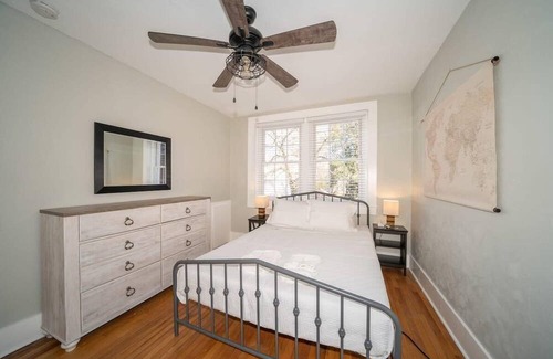 Ghent Apartment | Colley Manor - Washington Suite