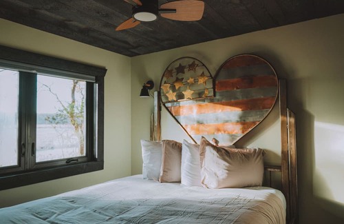 Ironton Cabin | The Iron Owl | Ironton Island