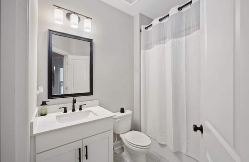 Smyrna House | Luxury home with hottub next to brave stadium