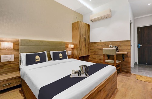Gomti Nagar Hotel | Townhouse OAK Pratham Inn