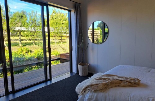 Ruakaka House | The Glasshouse - Ruakaka, Boutique accommodation