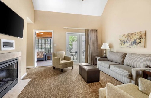 Williamsburg Resort | 4th of July Week in historic Williamsburg, VA, 3 Bedrooms - full service resort!