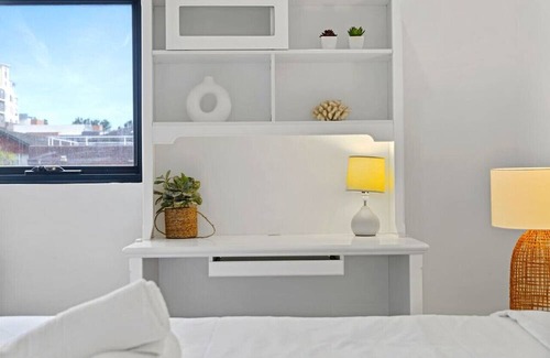 Burwood Apartment | Burwood 1Br studio nearTrain Station/Shopping