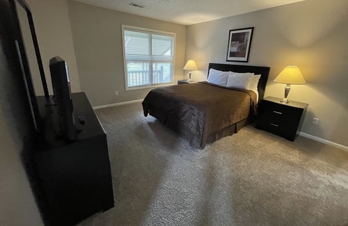 Dublin Apartment | H-U-G-E furnished apartment in Dublin!