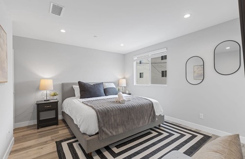 Carthay Circle House | K-Town Charm: LA Delight!