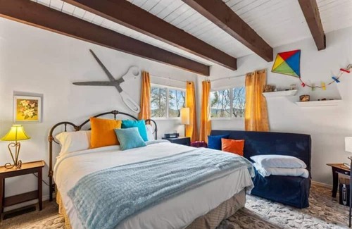 Lake Arrowhead Bed & Breakfast | a Dream, a Way, a Place to Stay