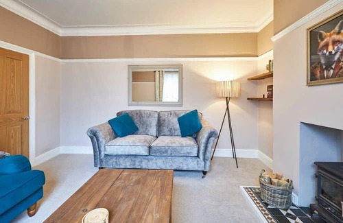 South Charlton House | Host & Stay | Oliver's Den