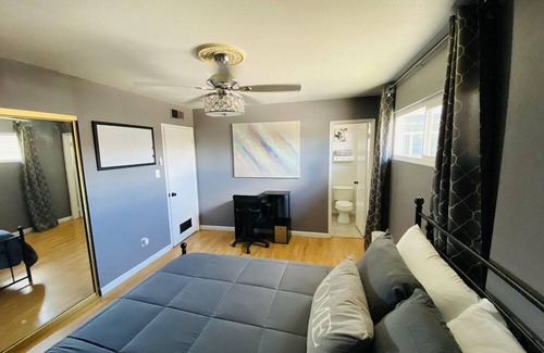 Yuma House | Spacious family friendly central home. Located near YRMC, Airport, & much more!