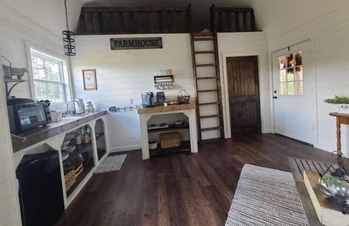 Lindale House | Honey’s Hideout