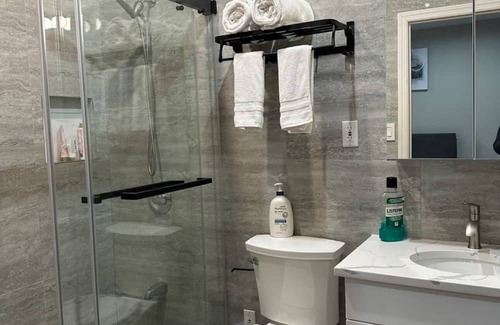 Auburndale Apartment | Lovely room in shared house!