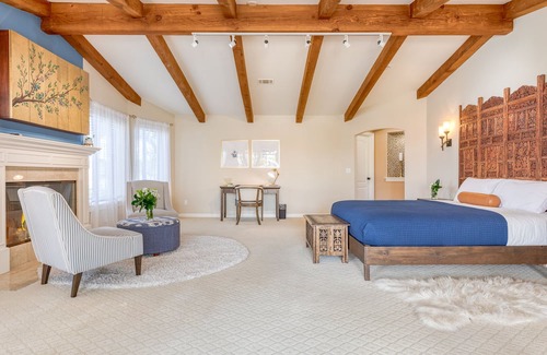 Temecula House | Hacienda Mimar by AvantStay | Pool, Hot Tub, Views | 15 Min to Temecula