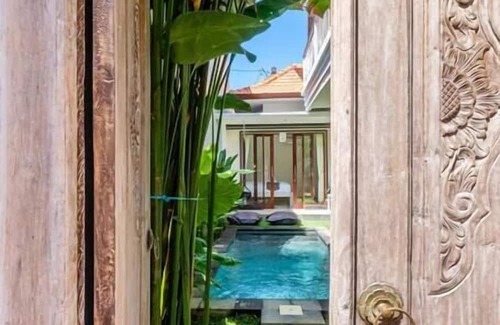 Sanur Kauh Villa | The R Villa Sinabung - comfort near the beach
