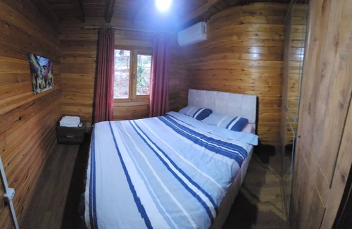 Yalova Ski Chalet | Pet friendly, Sea View Chalet 15 minutes to the beach. 44m2