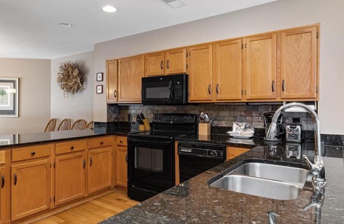 Nellysford Condo | Shenandoah Ridge 01 with Wintergreen Advantage