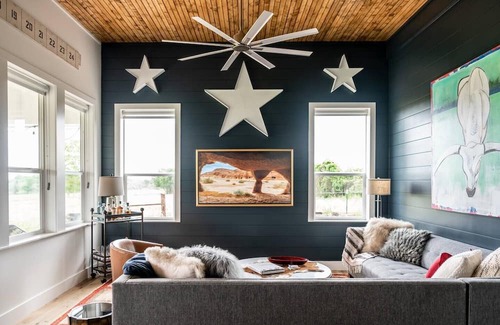Burton House | BNR Farmstead|The Barnhouse|Enjoy the stargazing!