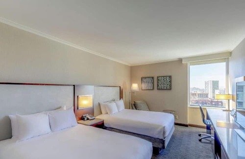 Union Square House | The city’s highest skybar and an outdoor pool !!