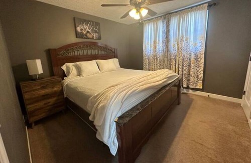 Nashville House | Serene Haven Ranch: Cozy 3BR Oasis with Backyard Bliss