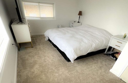 Drayton Plains House | Luxury Living Steps from Beaumont Royal Oak