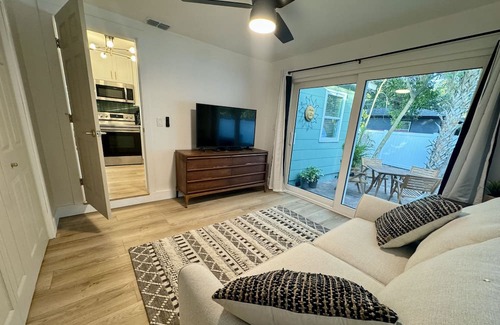 St. Petersburg - Clearwater House | Hampton Hideaway in Saint Pete with WiFi, smart TVs, firepit, & free parking!